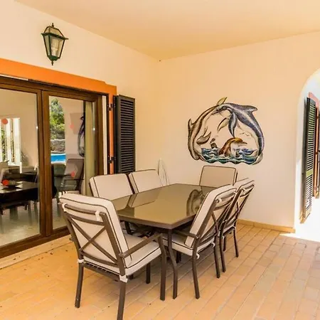 Amazing In Carvoeiro Villa *