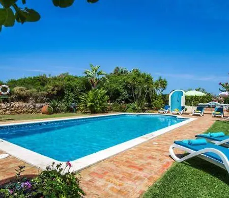 Amazing In Carvoeiro Villa *